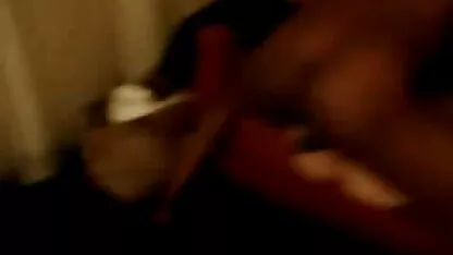 بانوی کسب و کار سایت ها سکسی پس از کار راه خود را از طریق
