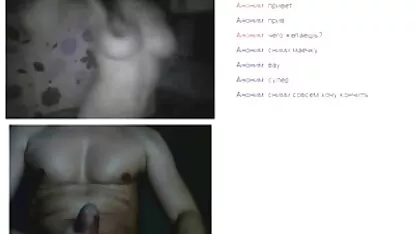 شخص با میل و رغبت با استفاده از سایتهای رایگان سکسی سوراخ دوست دختر خود را